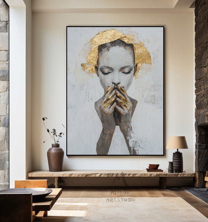 Large portrait large muscle bottom, white textured painting, black abstract painting, golden textured painting, white modern abstract painting. Golden abstract painting